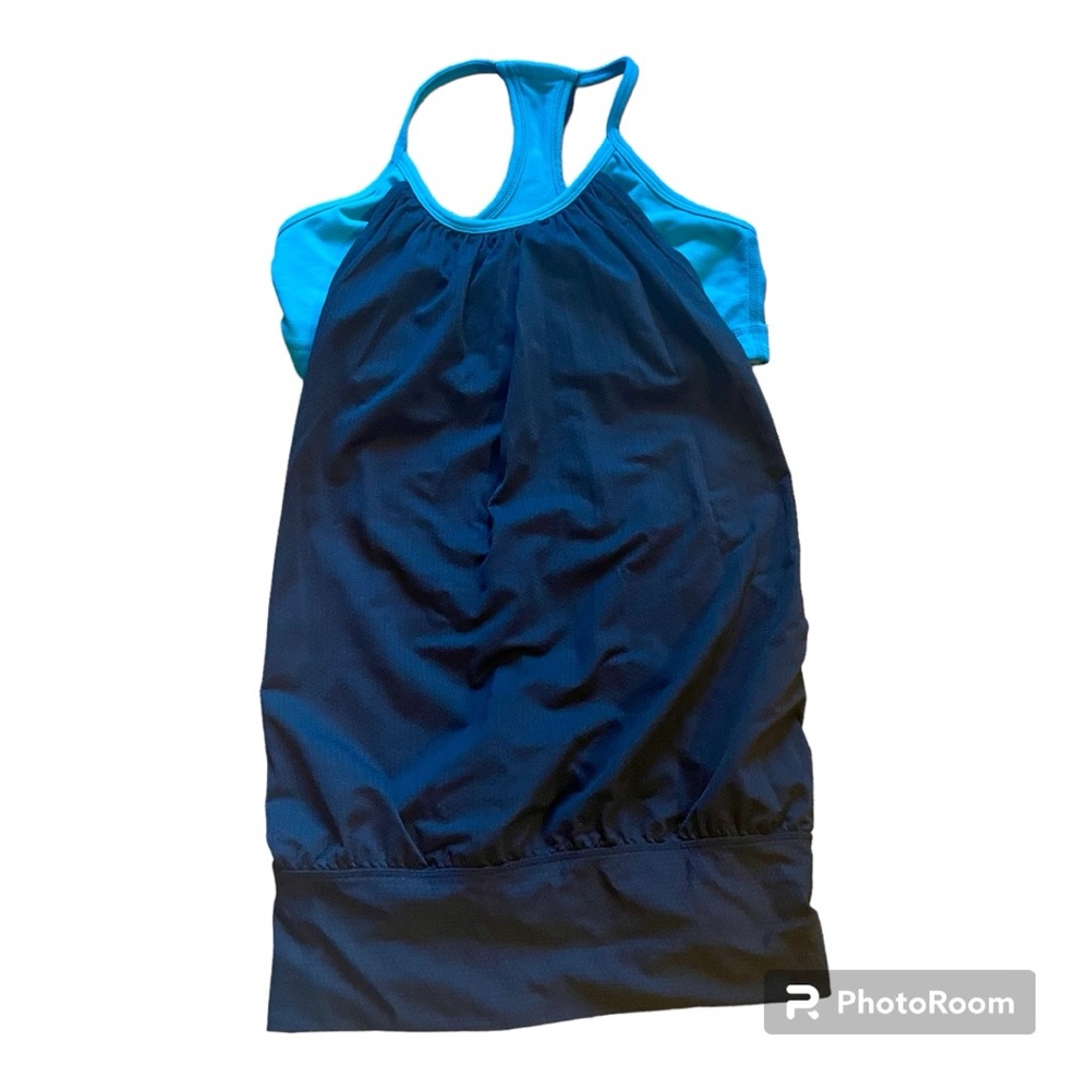 LuLuLemon athletica - No Limit Tank 2-in-1 - loose fit - built in shelf bra  EUC